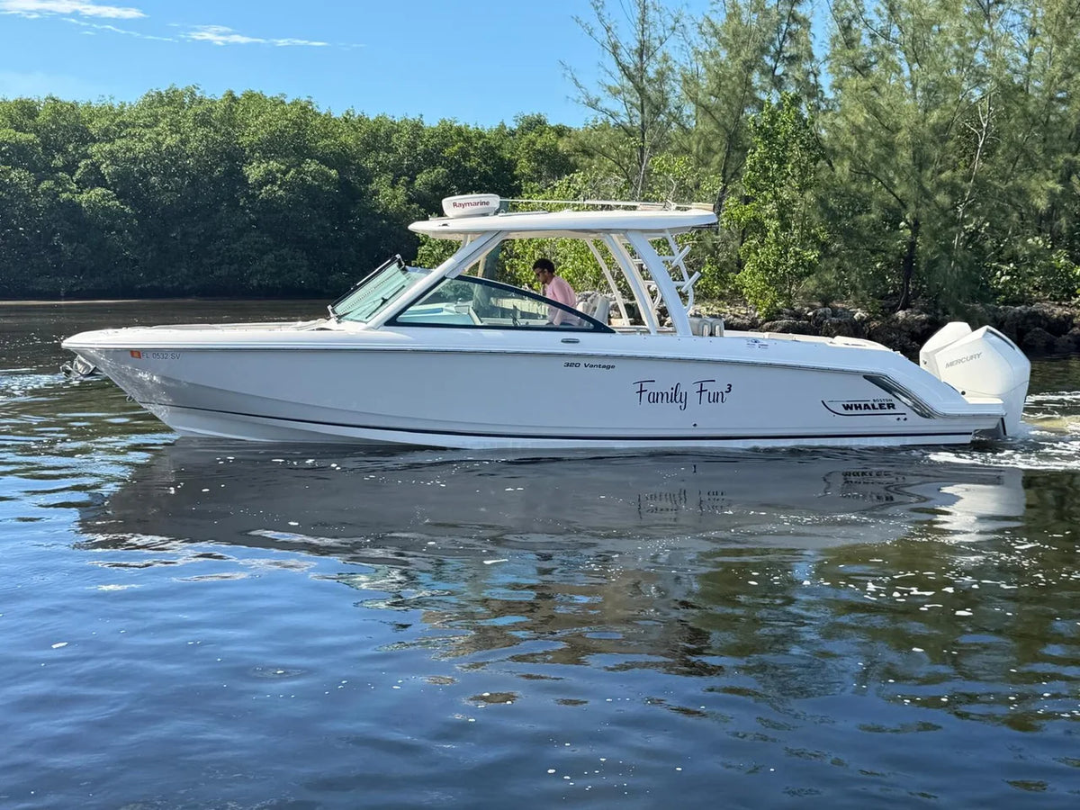 2021 Boston Whaler 320 VANTAGE 33.0 feet, Key Largo, FL #3
