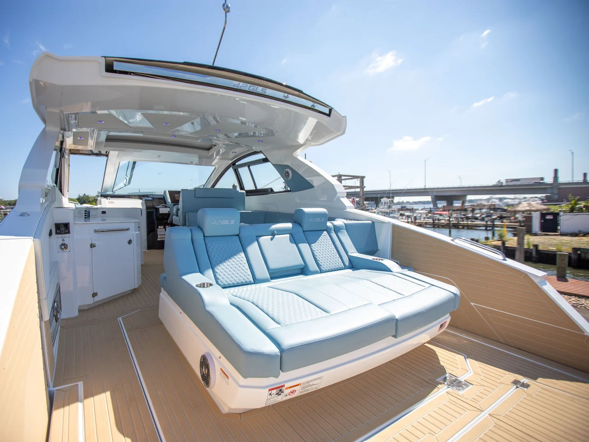 2027 Cruisers Yachts 42 GLS Outboard 42.0 feet, Brick Township, New Jersey #12