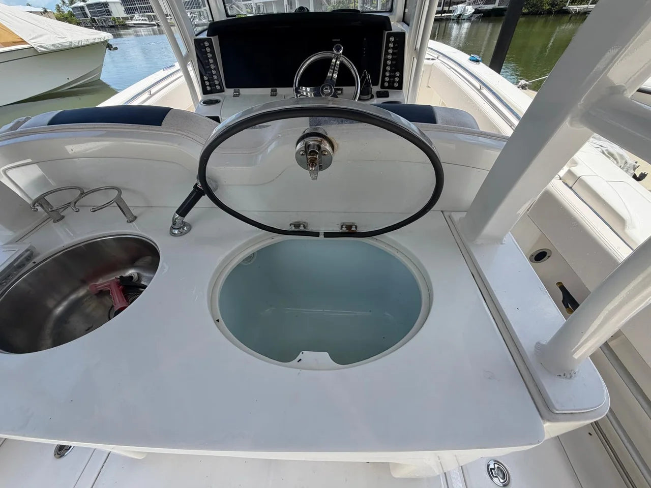 2017 Robalo R302 CENTER CONSOLE 29.0 feet, Key Largo, FL #23