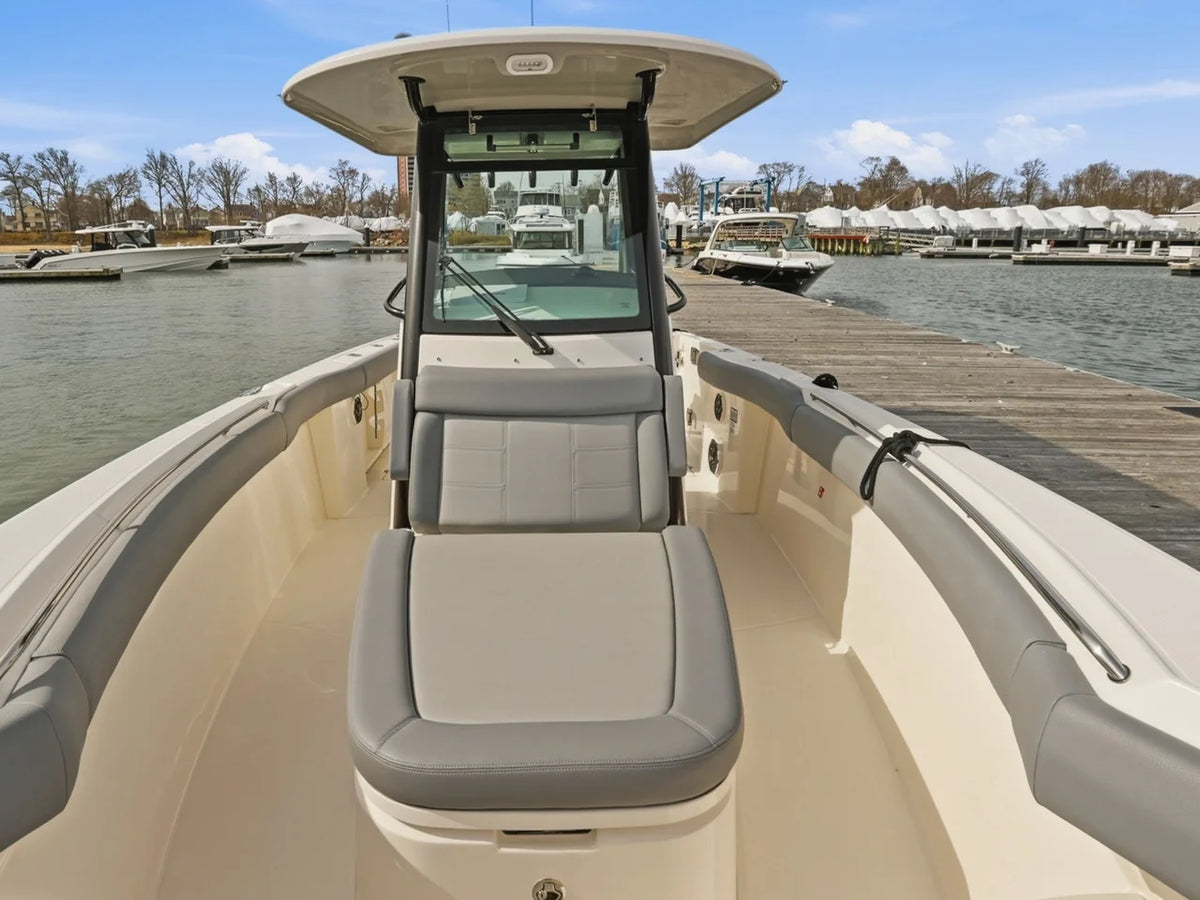 2026 Boston Whaler 280 Outrage 28.0 feet, Quincy, MA #18