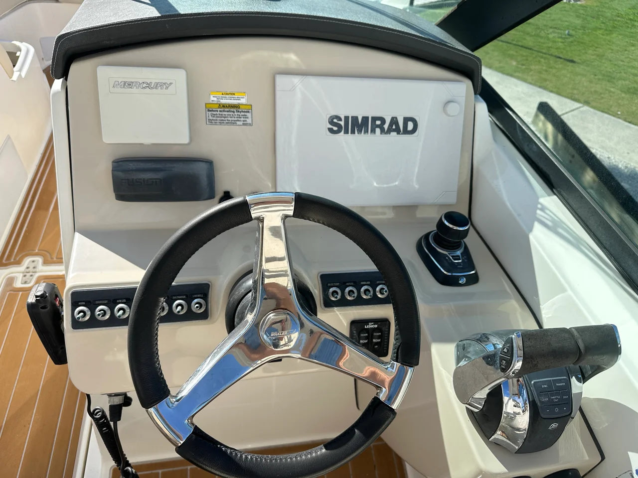 2017 Boston Whaler 270 VANTAGE 28.0 feet, Thunderbolt, GA #10