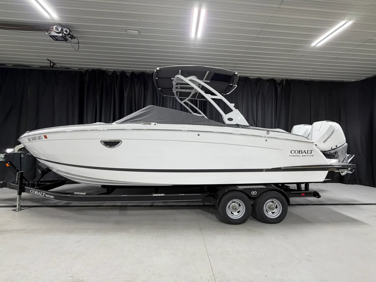 2024 Cobalt R8 OB 28.0 feet, Crosslake, Minnesota #108