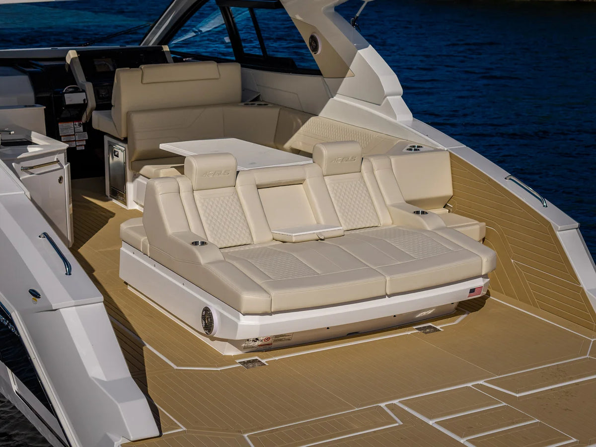2027 Cruisers Yachts 42 GLS 42.0 feet, Lake Ozark, MO #29