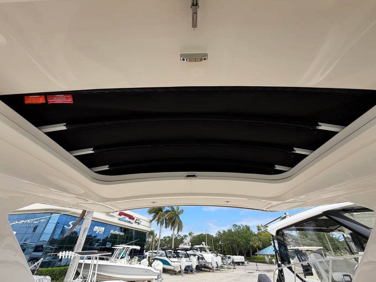 2026 Sea Ray SLX 310 Outboard 31.0 feet, Stuart, Florida #25