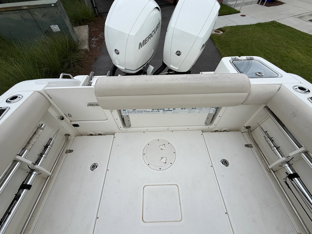 2018 Boston Whaler 230 OUTRAGE 23.0 feet, Charleston, SC #6