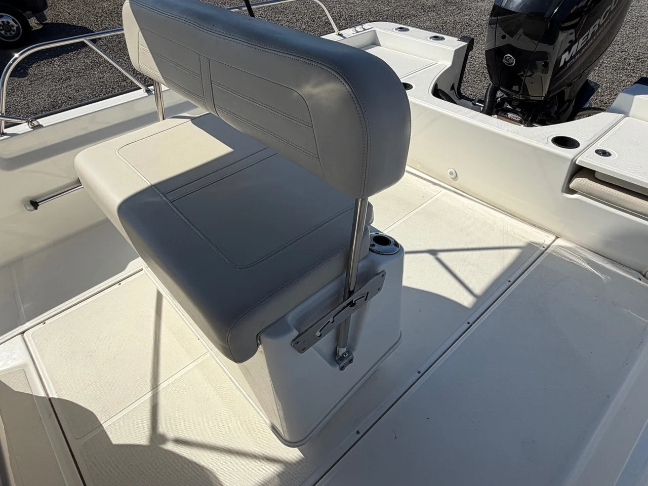 2018 Boston Whaler 210 MONTAUK 21.0 feet, Somers Point, New Jersey #16