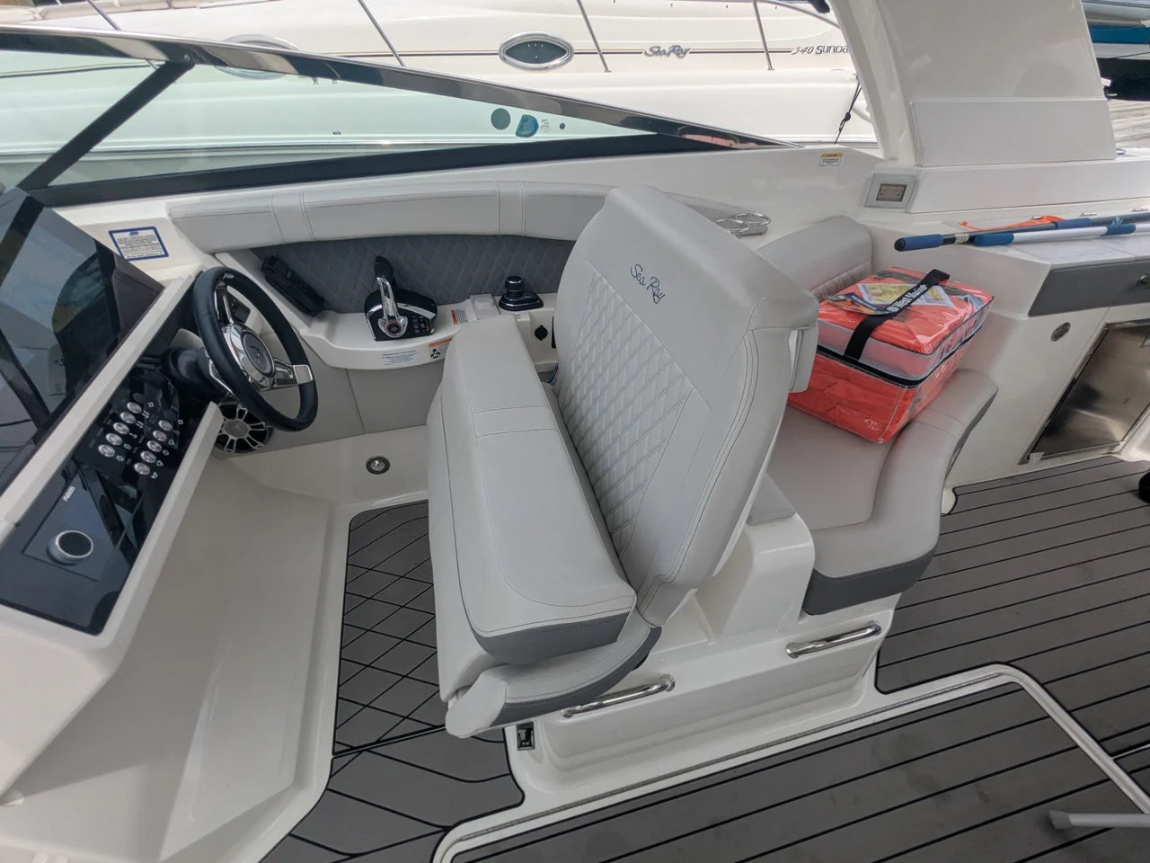 2023 Sea Ray 350 SLX OB 34.0 feet, Grasonville, MD #29