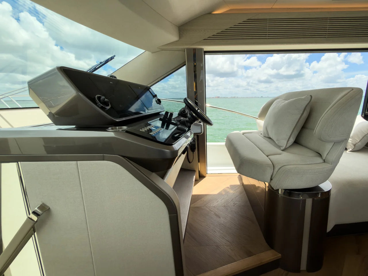 2027 Galeon 520FLY 52.0 feet, Fort Myers, FL #17
