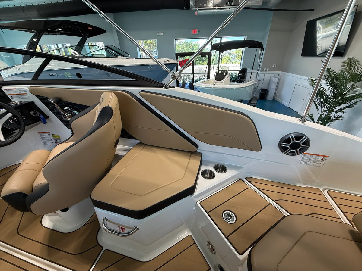 2026 Sea Ray SPX 210 Outboard 21.0 feet, Sarasota, FL #19