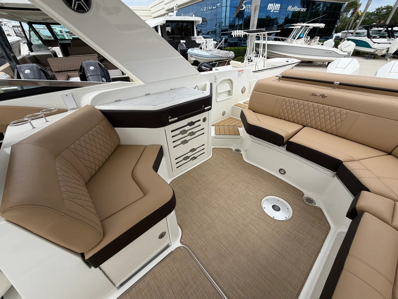 2026 Sea Ray SLX 310 Outboard 31.0 feet, Stuart, Florida #23