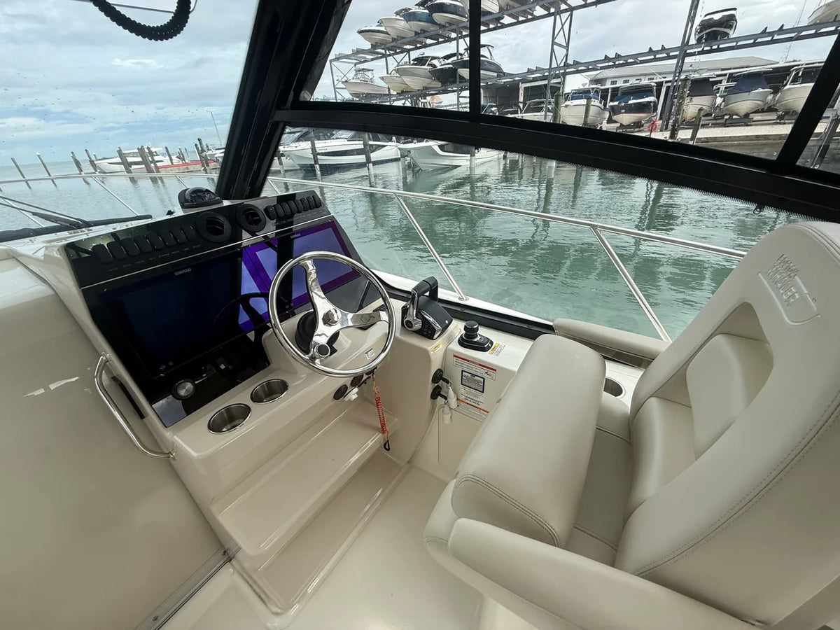 2024 Boston Whaler 325 CONQUEST 32.0 feet, Sarasota, FL #19
