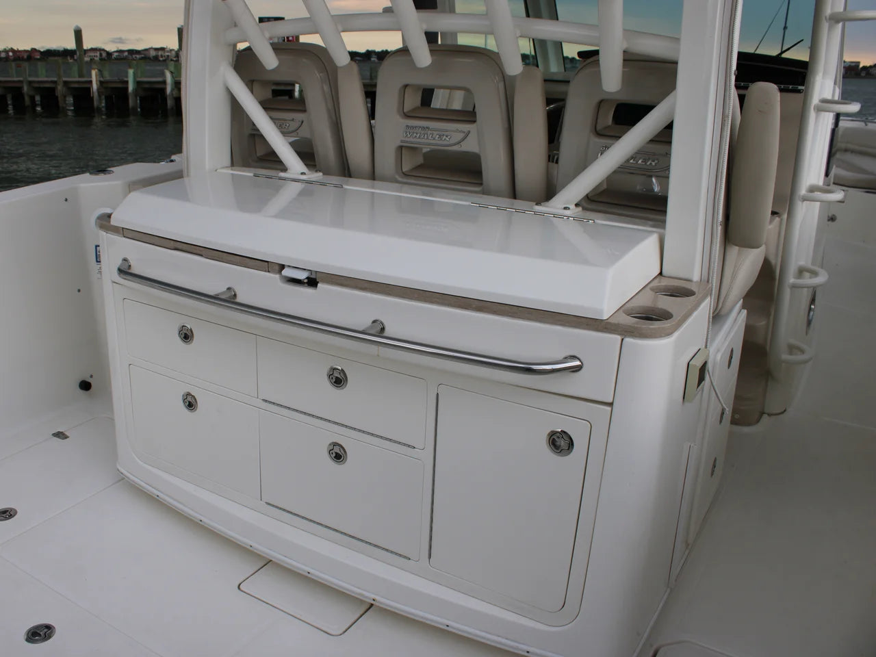 2018 Boston Whaler 380 OUTRAGE 38.0 feet, Seabrook, TX #44
