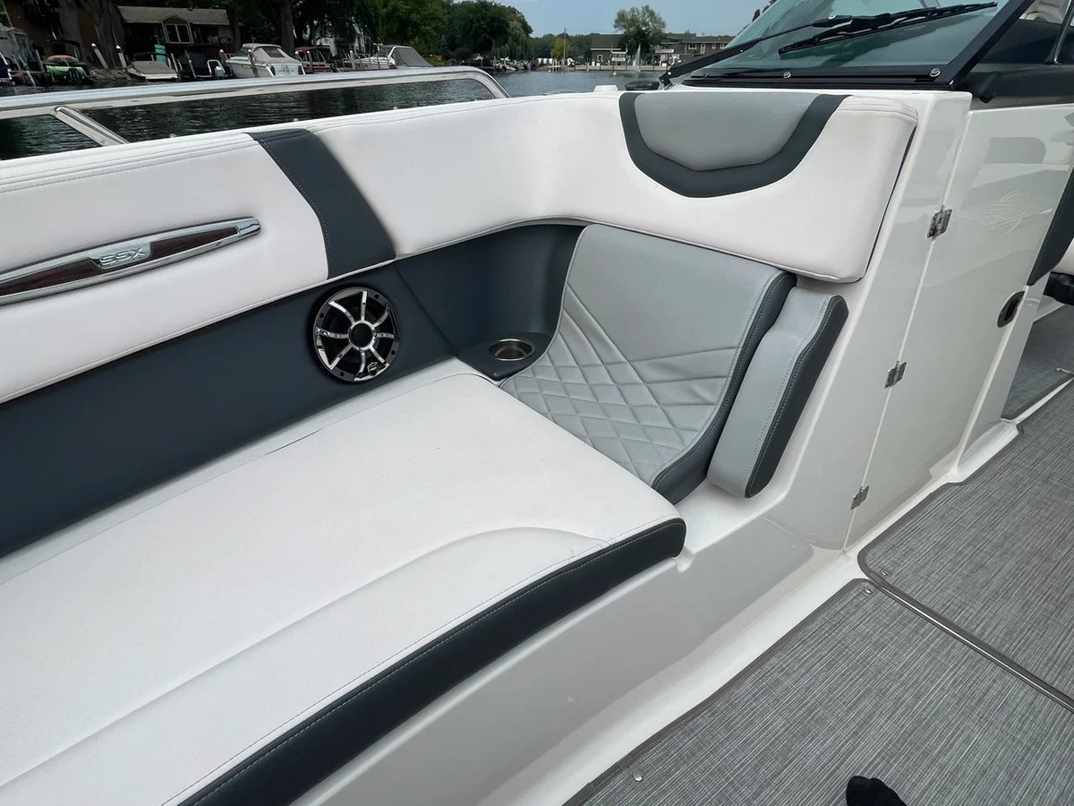 2019 Chaparral 297 SSX SURF 29.0 feet, Excelsior, Minnesota #17