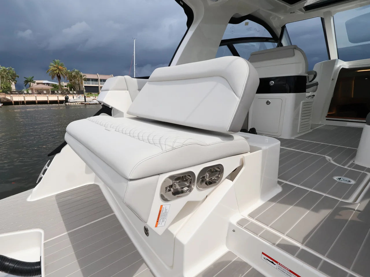 2026 Sea Ray Sundancer 370 Outboard 37.0 feet, Naples, Florida #35