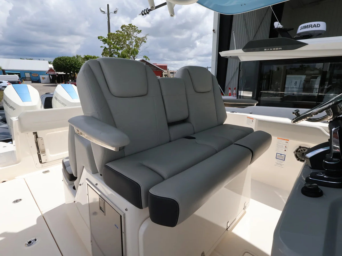 2026 Boston Whaler 330 Outrage 33.0 feet, Naples, Florida #21