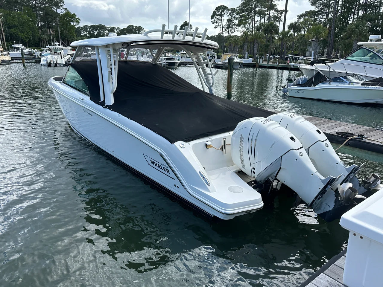 2017 Boston Whaler 320 VANTAGE 32.0 feet, Thunderbolt, GA #32