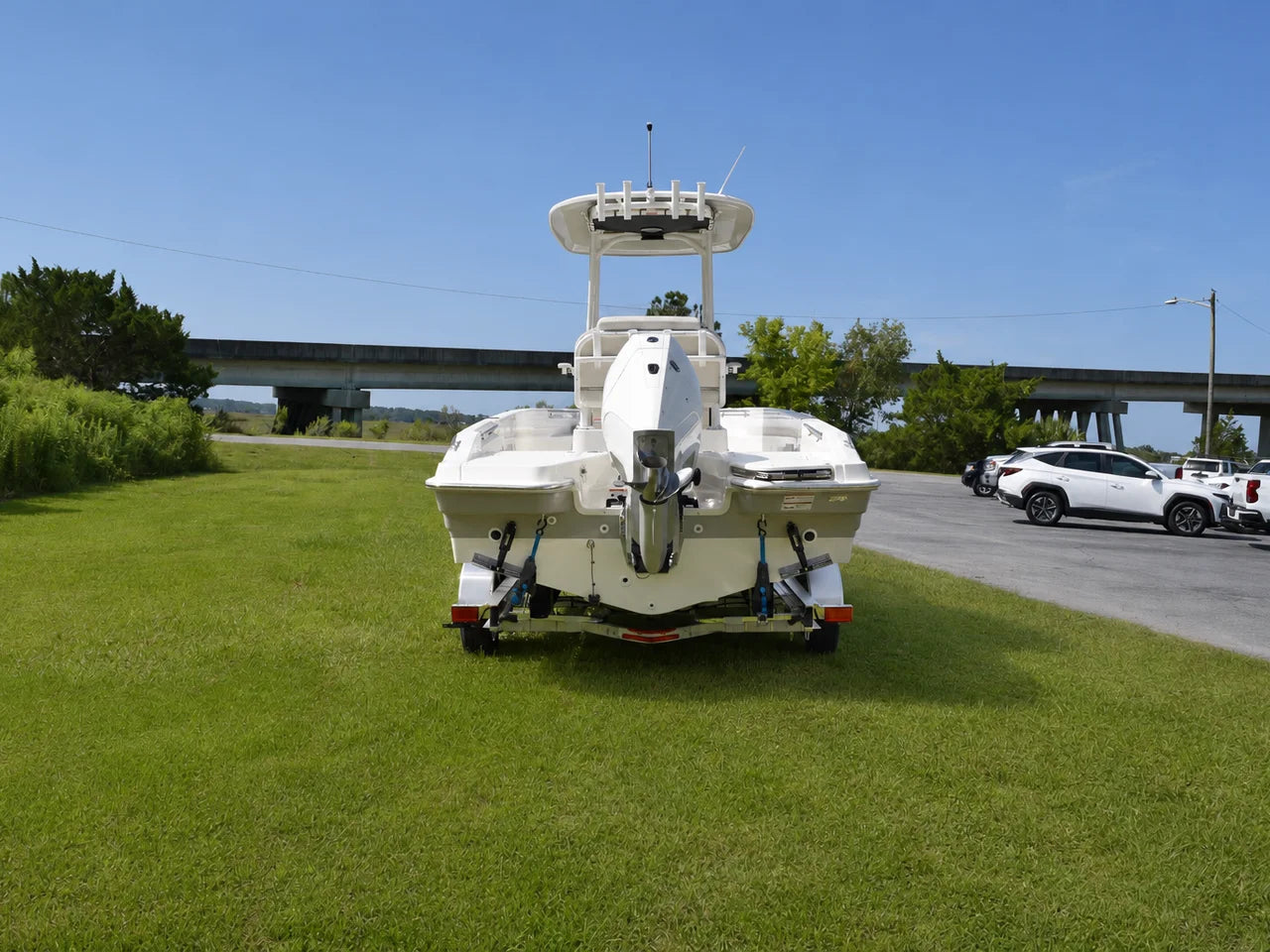 2027 Boston Whaler 220 Dauntless 22.0 feet, Thunderbolt, GA #3