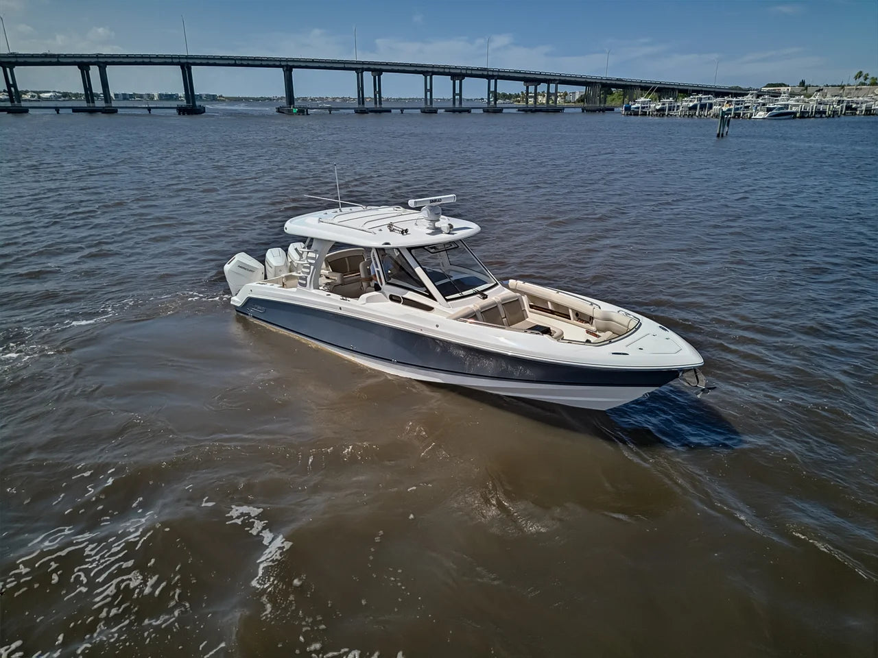 2025 Boston Whaler 350 REALM 35.0 feet, Stuart, Florida #19