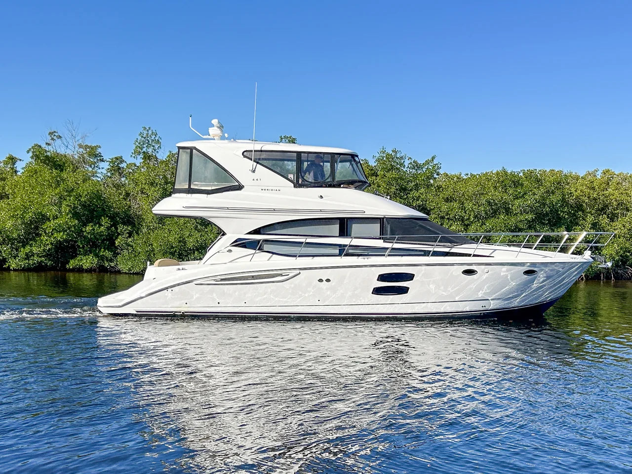 2015 Meridian 441 SEDAN BRIDGE 44.0 feet, Cape Coral, FL #1
