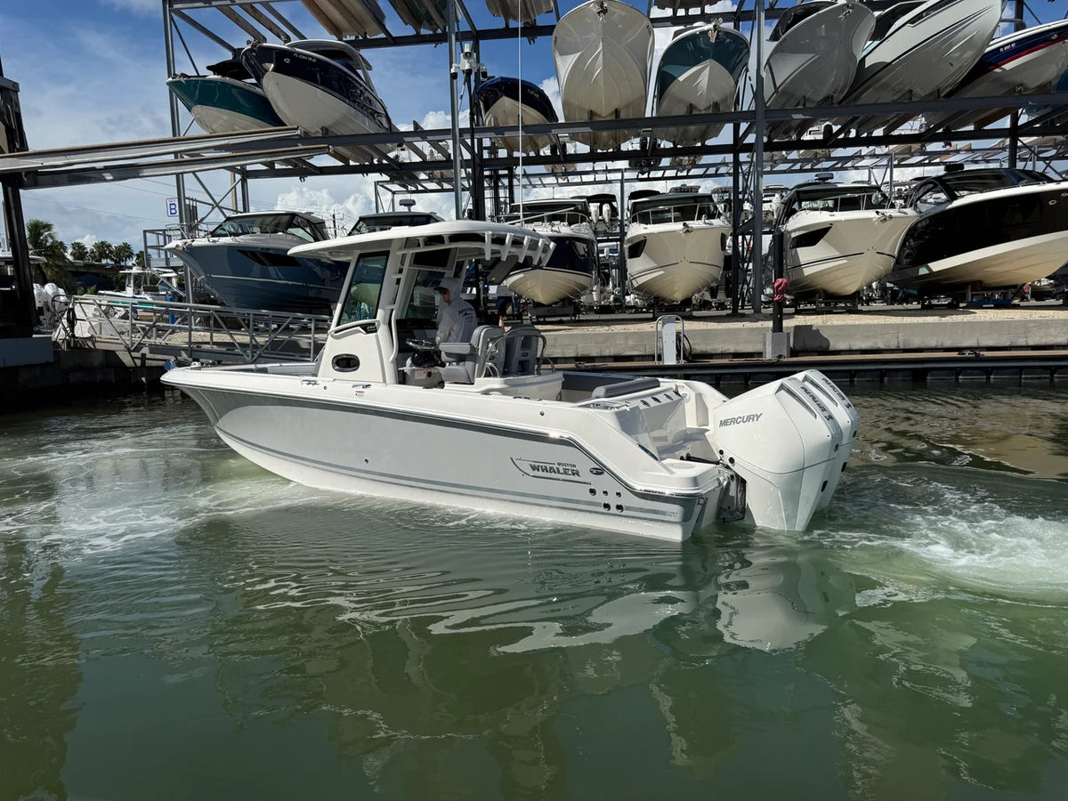 2027 Boston Whaler 250 Outrage 25.0 feet, Sarasota, FL #4