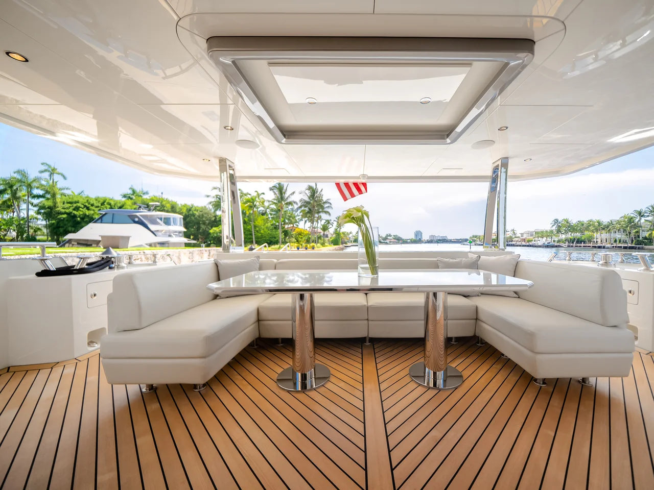 2025 Ocean Alexander 27R 88.0 feet, Fort Lauderdale, FL #16