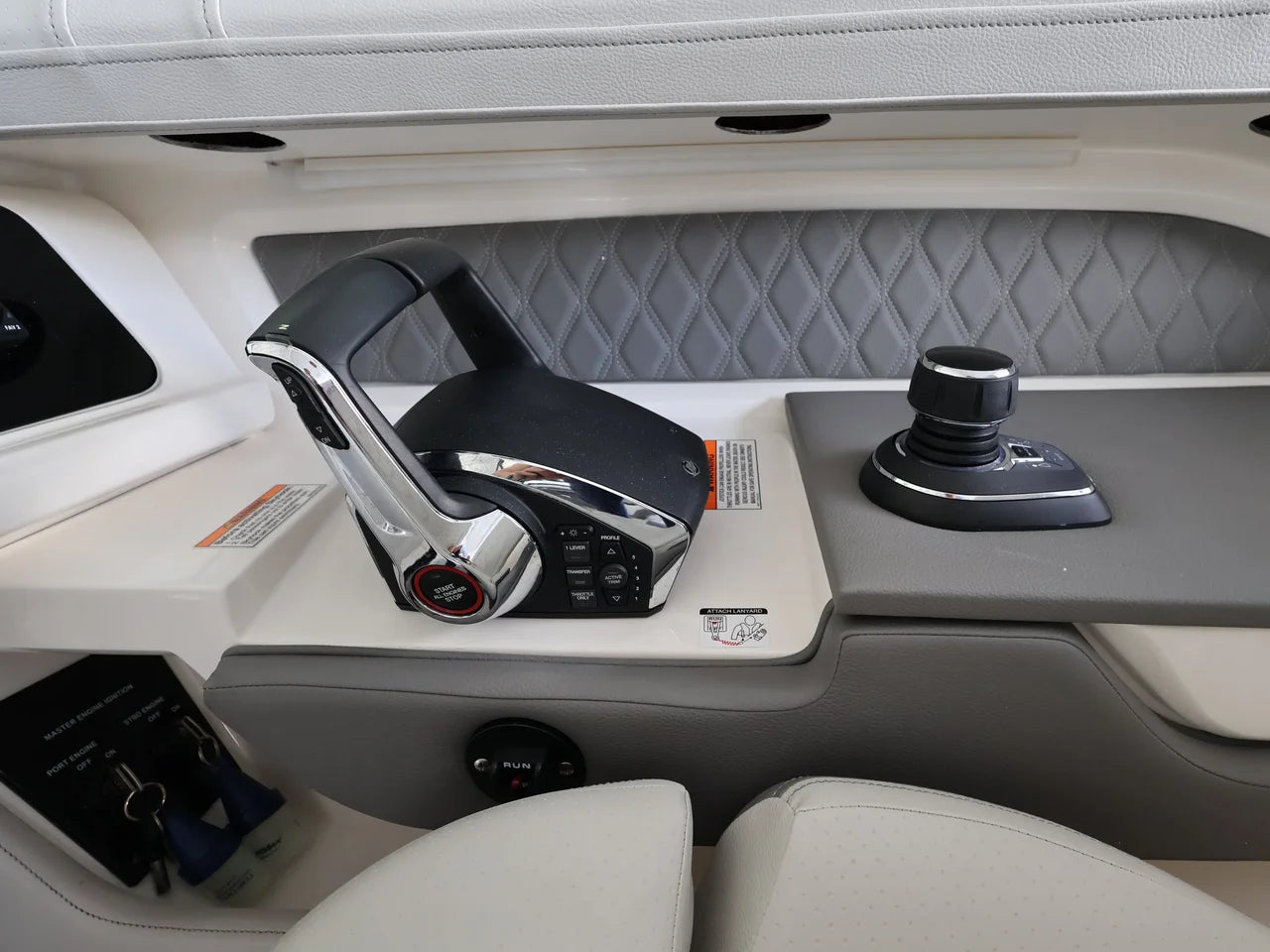 2026 Sea Ray SLX 310 Outboard 31.0 feet, Naples, Florida #18