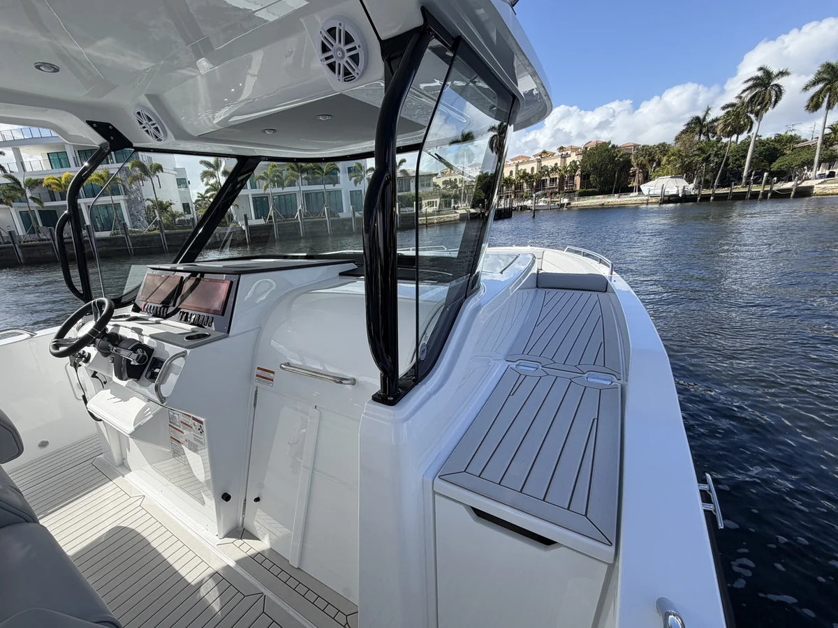 2026 Cruisers Yachts 38 VTR 38.0 feet, Pompano Beach, Florida #32