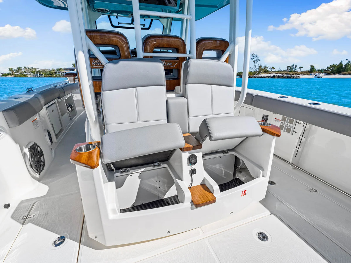 2026 Boston Whaler 360 Outrage 36.0 feet, Venice, Florida #11