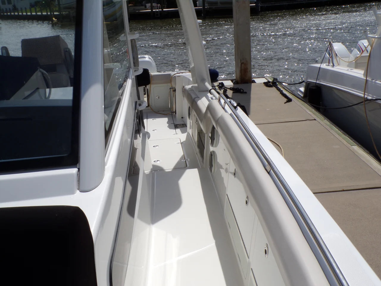 2018 Boston Whaler 420 OUTRAGE 42.0 feet, Naples, FL #53