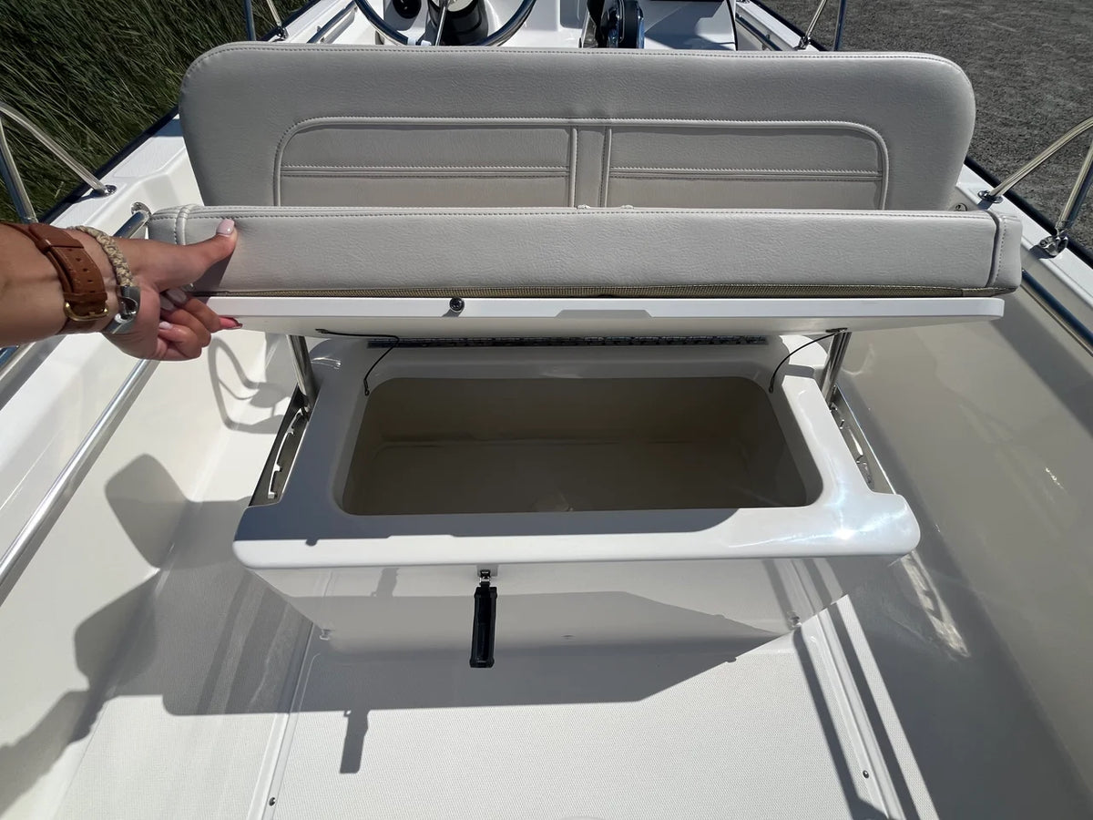 2026 Boston Whaler 170 Montauk 17.0 feet, Westbrook, Connecticut #6