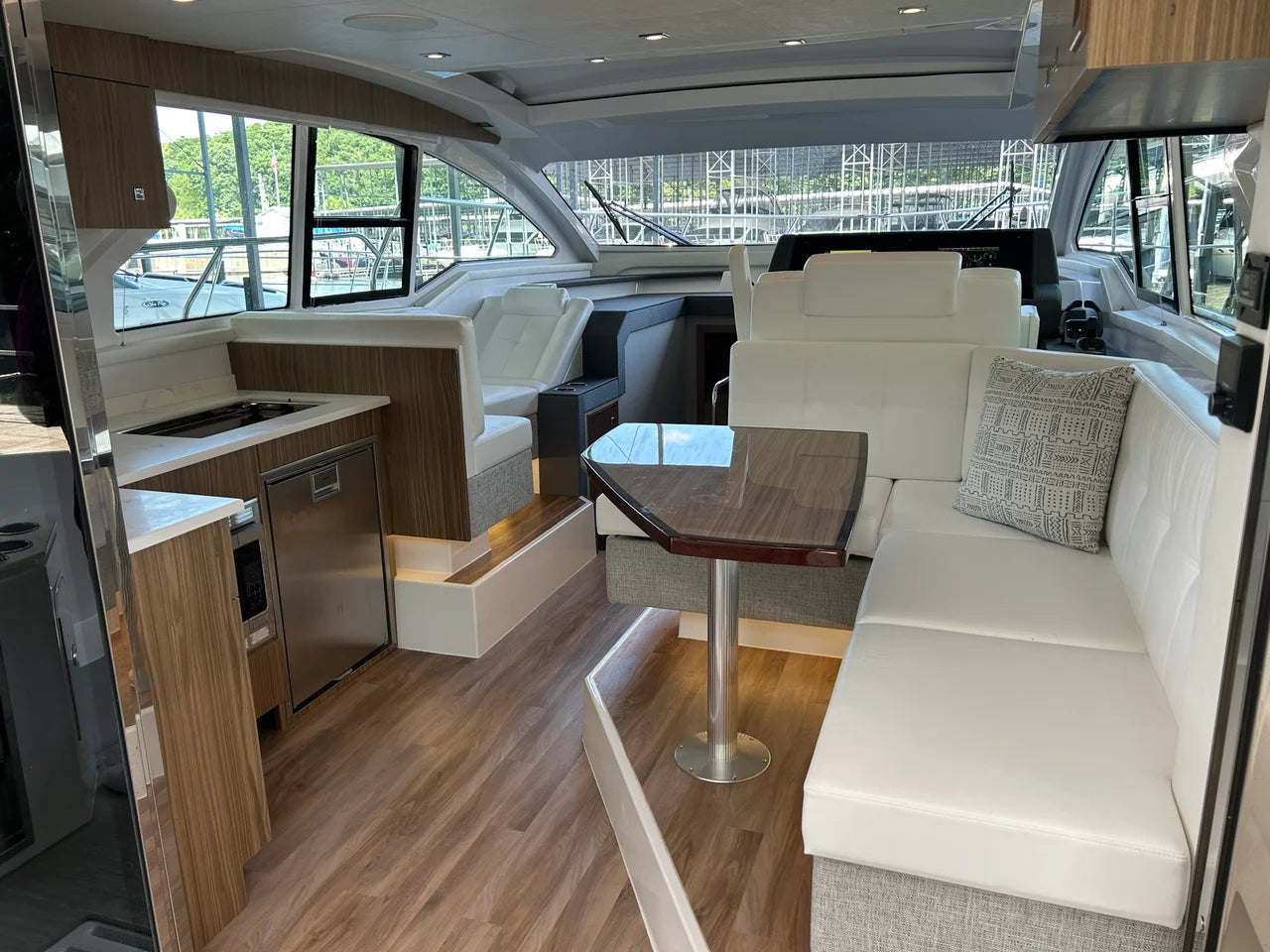 2024 Cruisers Yachts 42 Cantius 42.0 feet, Osage Beach, Missouri #14