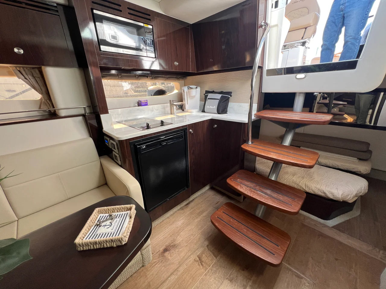2018 Sea Ray 350 SUNDANCER 35.0 feet, Wakefield, RI #35