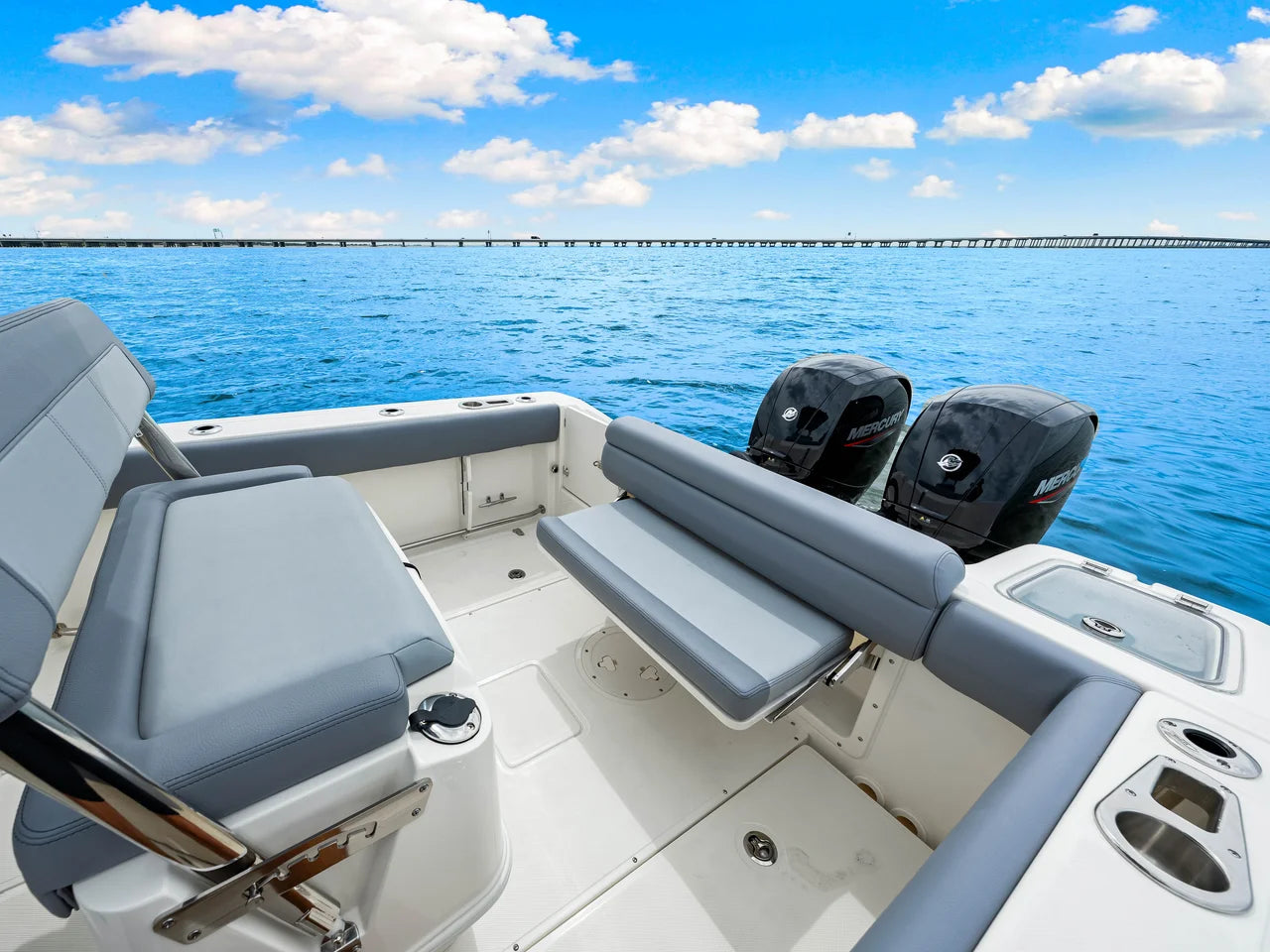 2025 Boston Whaler 230 Outrage 23.0 feet, Clearwater, Florida #44