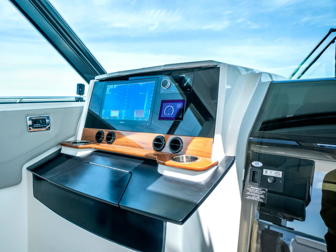 2026 Tiara Yachts 43 LE 43.0 feet, Inuvik, Northwest Territories #10