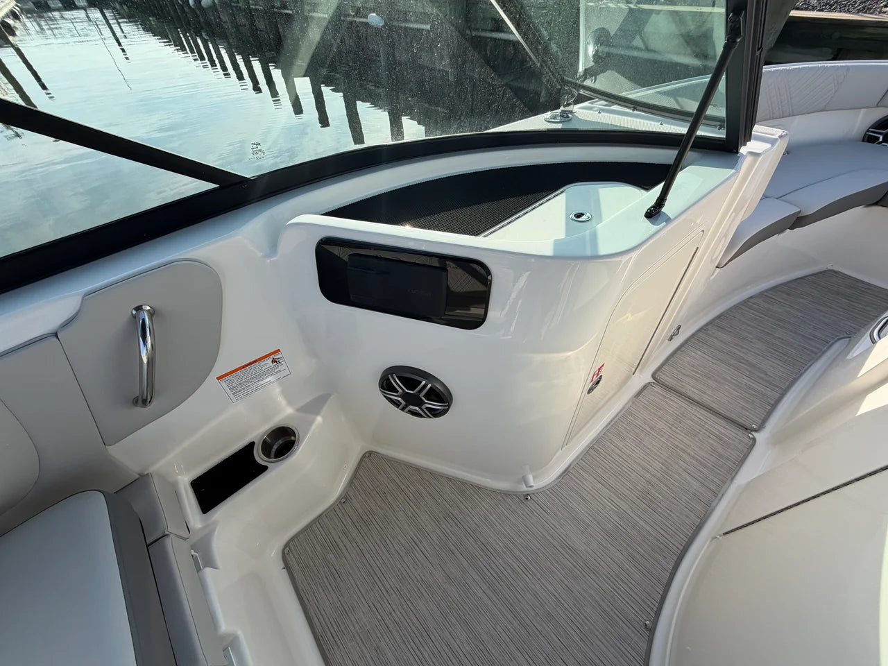 2026 Sea Ray SDX 230 Outboard 23.0 feet, Grasonville, MD #19