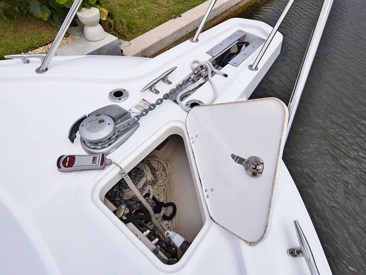 2018 Boston Whaler 345 CONQUEST 34.0 feet, Stuart, Florida #60