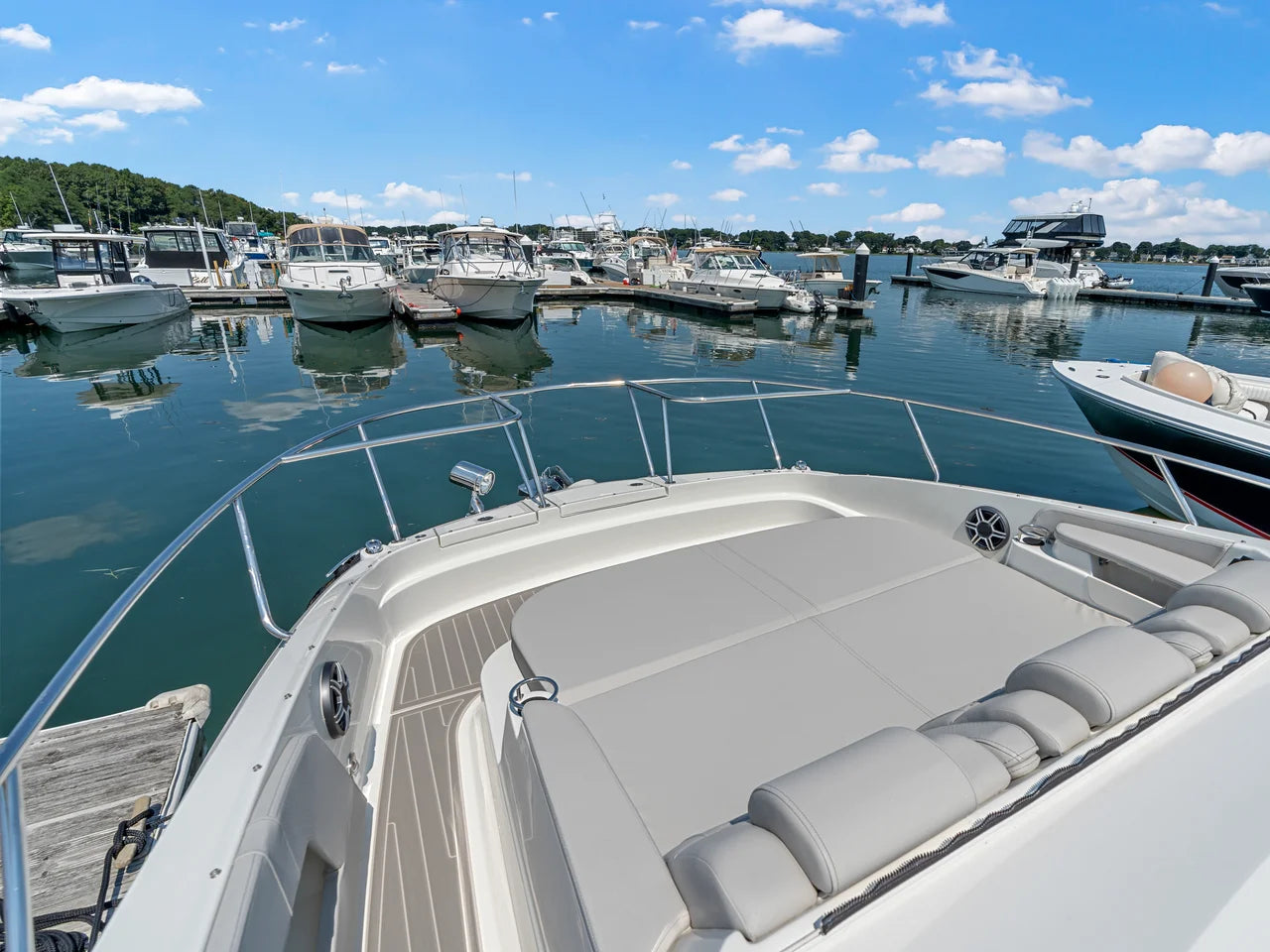 2027 Sea Ray Sundancer 320 Outboard 32.0 feet, Quincy, MA #28