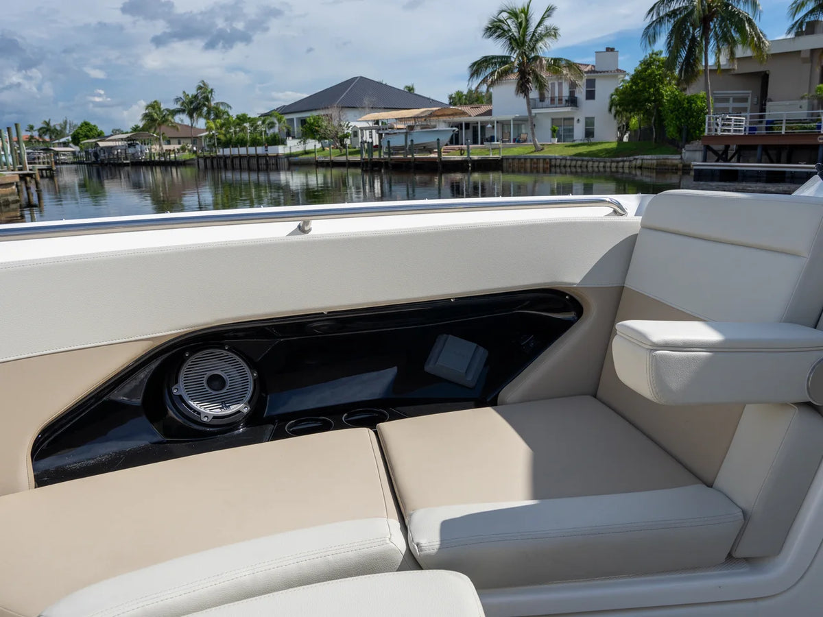 2027 Boston Whaler 280 Vantage 28.0 feet, Fort Myers, FL #19