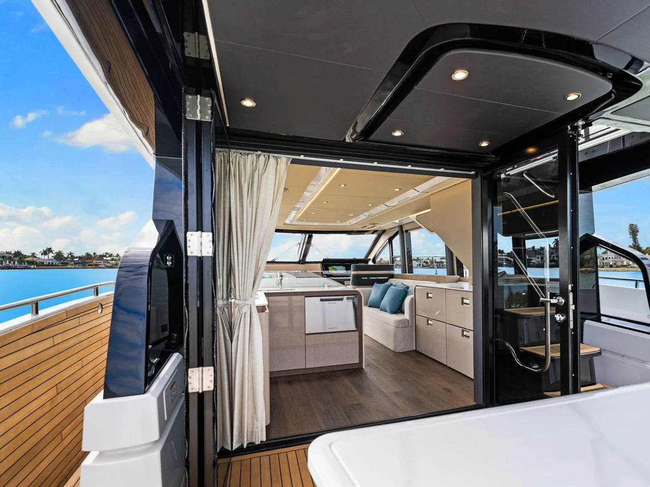 2026 Cruisers Yachts 57 FLY 57.0 feet, Miami, FL #37