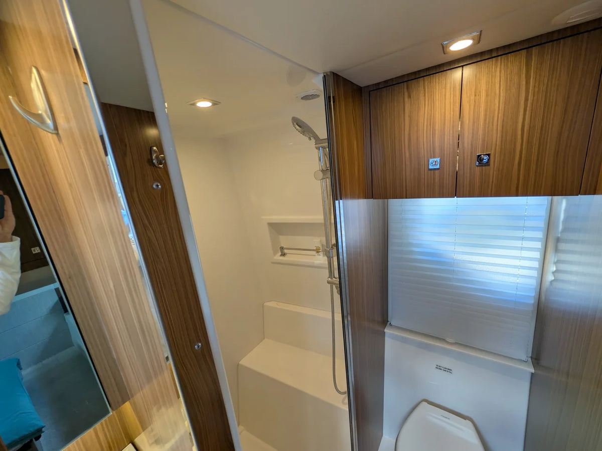 2025 Cruisers Yachts 42 CANTIUS 43.0 feet, Grasonville, MD #34