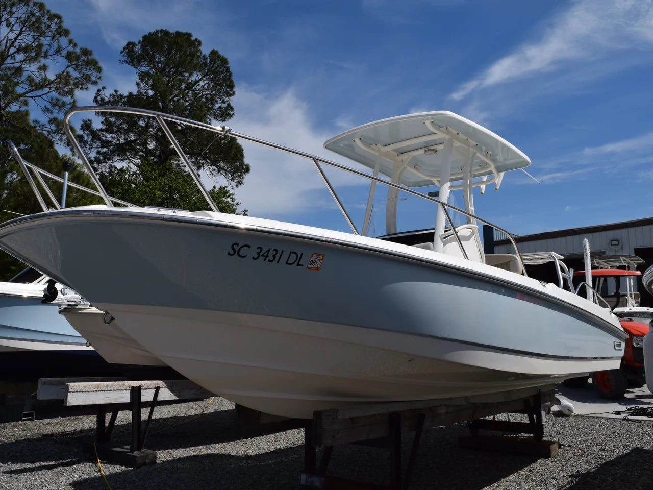 2019 Boston Whaler 240 Dauntless 24.0 feet, Thunderbolt, GA #19