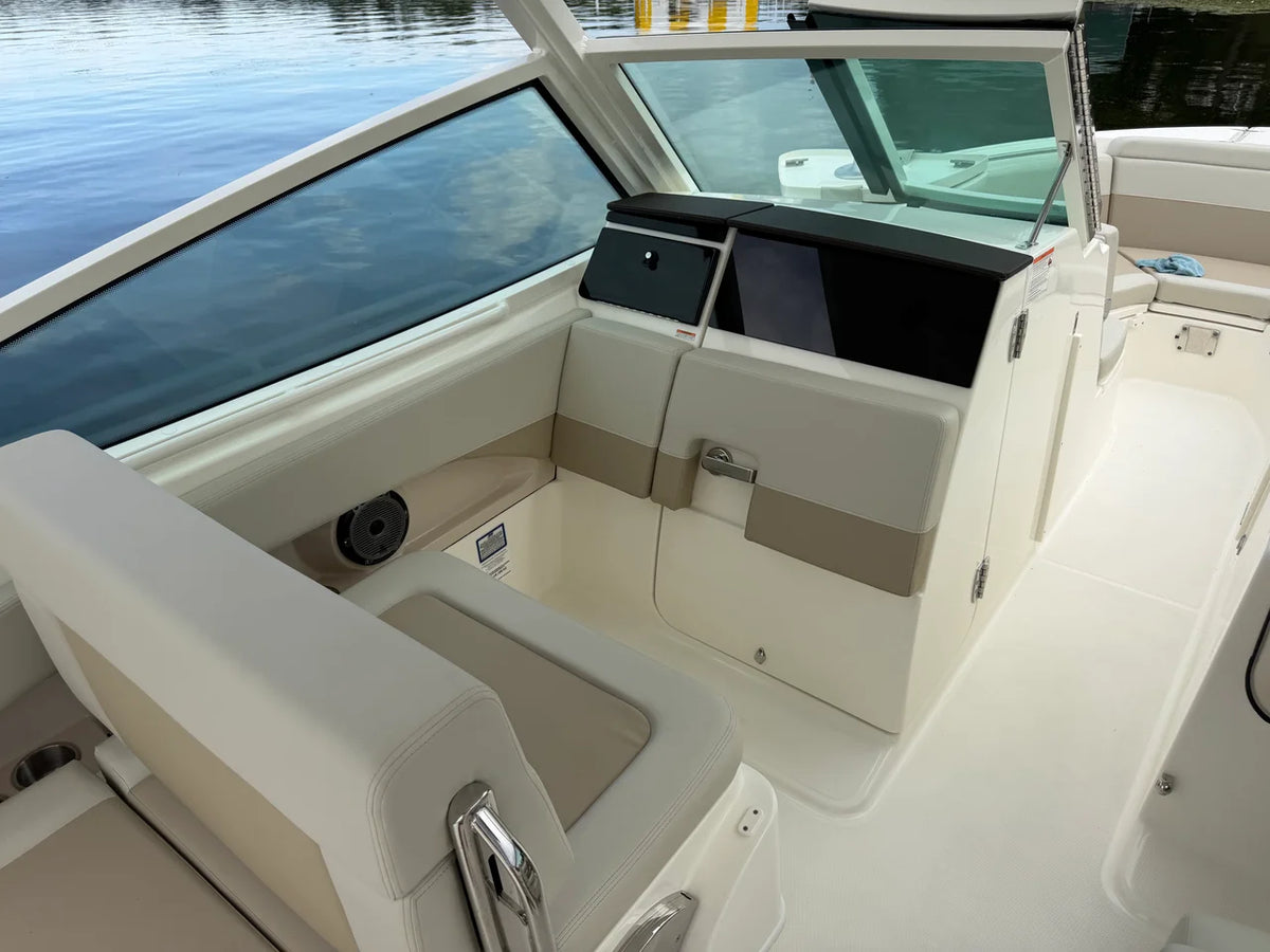 2027 Boston Whaler 280 Vantage 28.0 feet, Rogers, MN #25