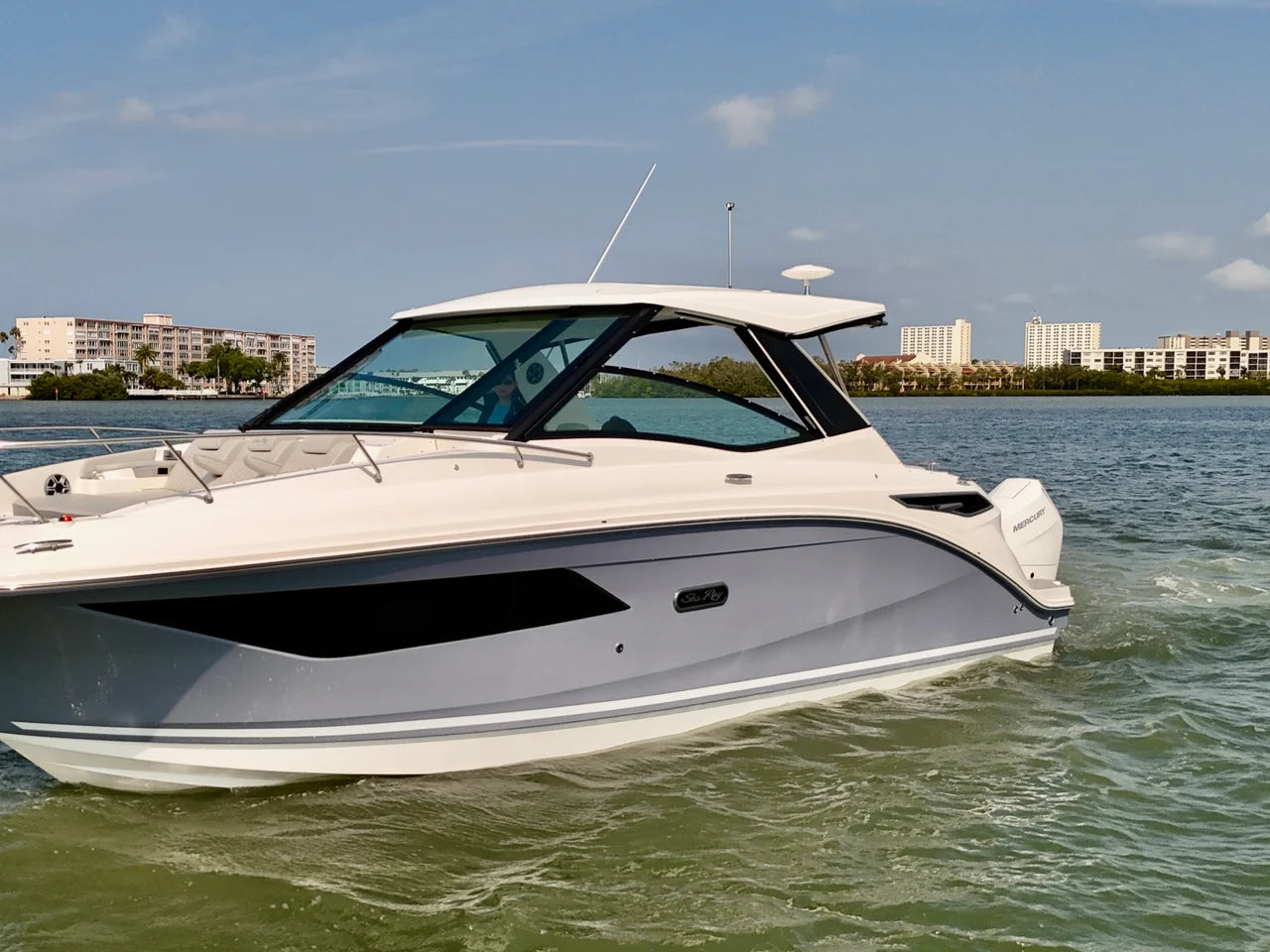 2026 Sea Ray Sundancer 320 Outboard 32.0 feet, St Petersburg, FL #15