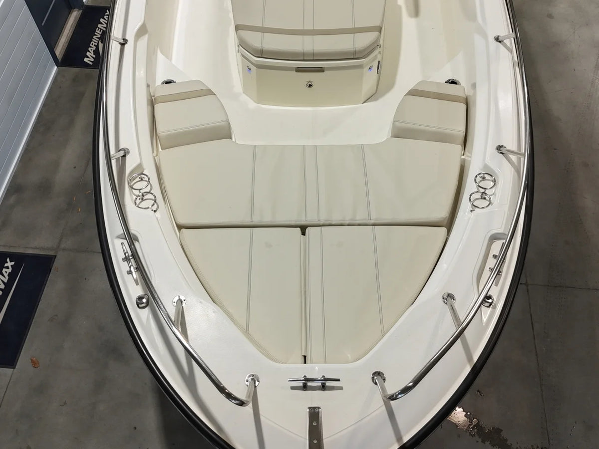 2026 Boston Whaler 250 Dauntless 25.0 feet, Cornelius, North Carolina #20