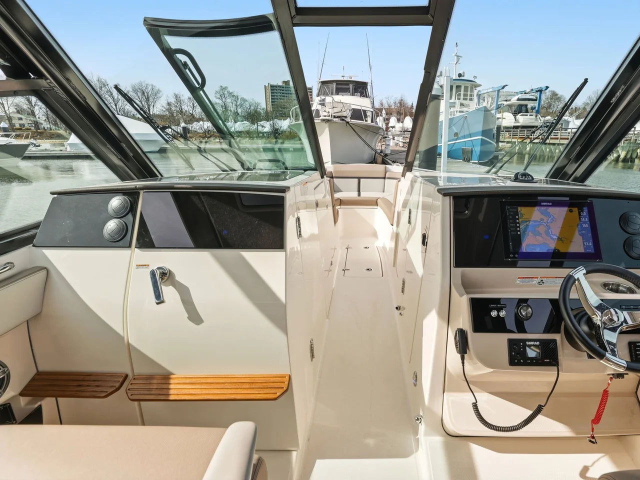2026 Boston Whaler 330 Vantage 33.0 feet, Quincy, MA #21