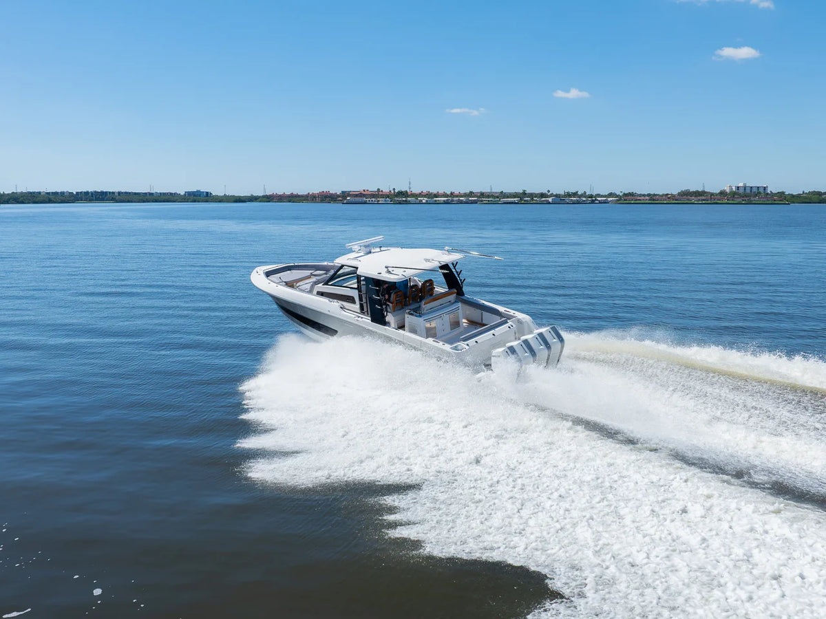 2027 Boston Whaler 420 Outrage 42.0 feet, Clearwater, Florida #61