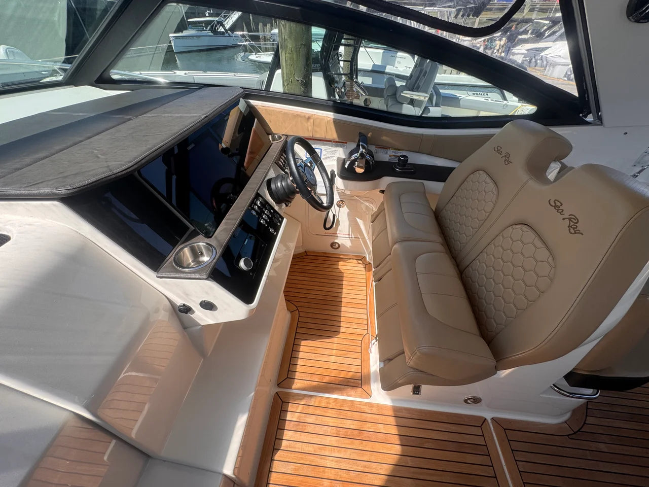 2019 Sea Ray 320 SUNDANCER 32.0 feet, Norwalk, Connecticut #12