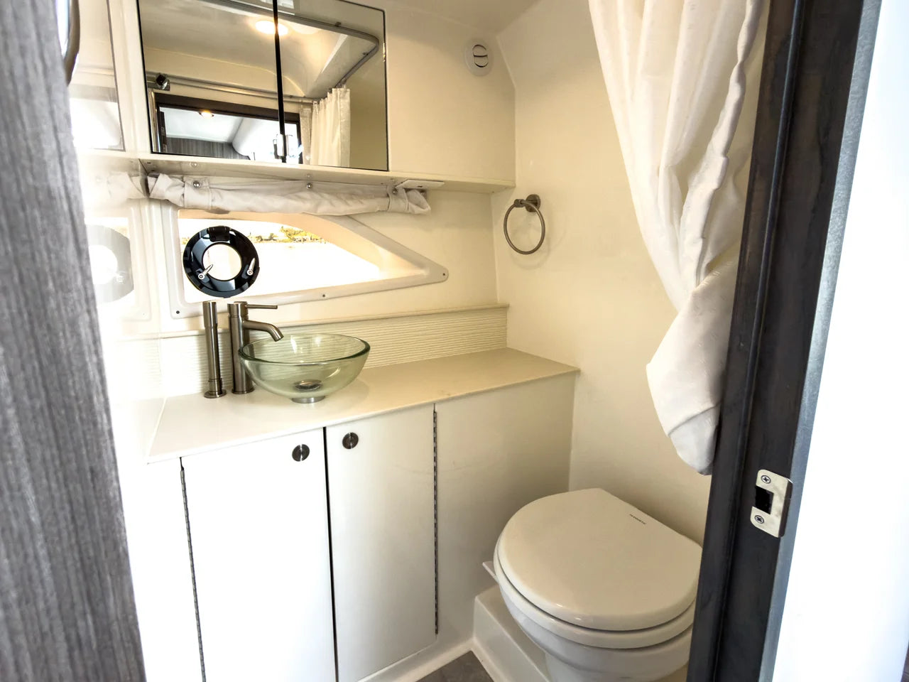 2027 Sea Ray Sundancer 320 Outboard 32.0 feet, Fort Myers, FL #20