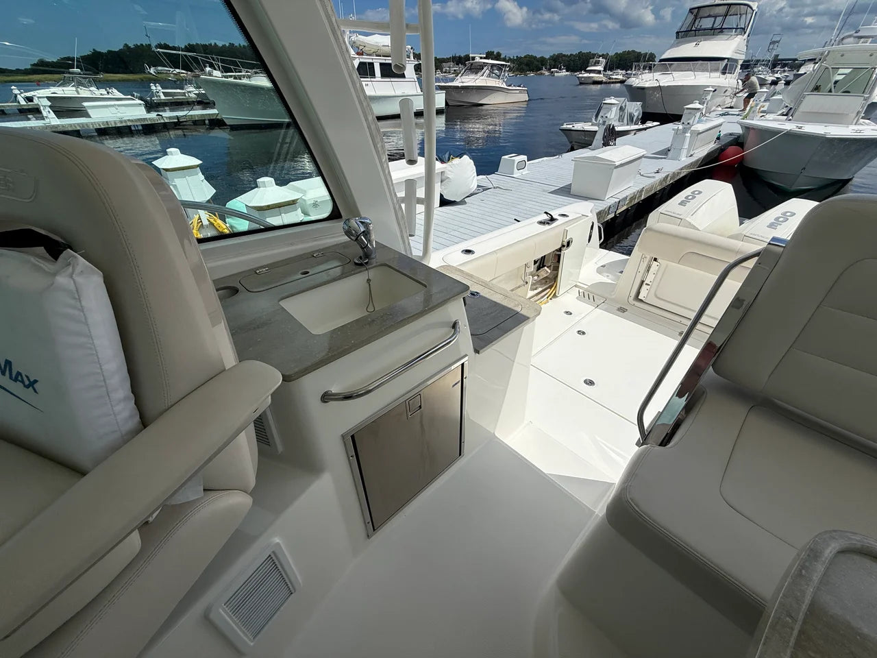 2022 Boston Whaler 345 CONQUEST 34.0 feet, Quincy, MA #14