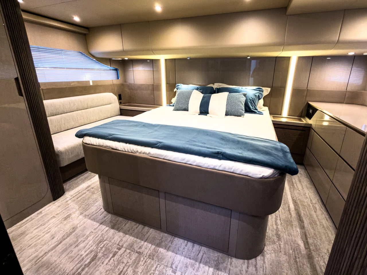 2026 Cruisers Yachts 50 FLY 50.0 feet, Fort Myers, FL #49